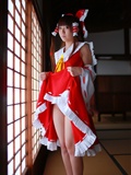 [Cosplay] Reimu Hakurei with dildo and toys - Touhou Project Cosplay(9)